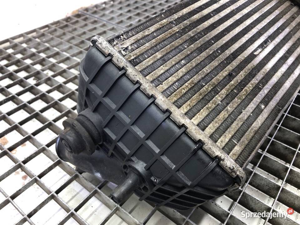 INTERCOOLER HYUNDAI i30 282702A570 16 110 Chłodnice powietrza (intercoolery)