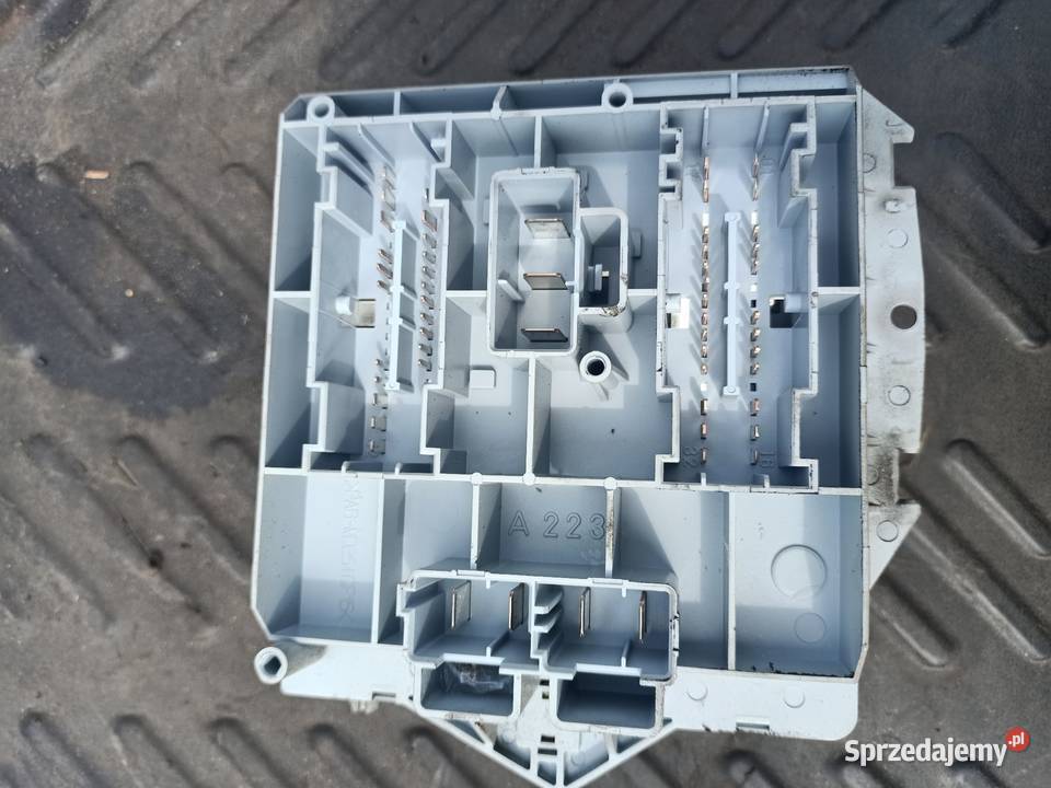 Skrzynka bezpieczników Alfa Romeo 147 16 16v Szczecin sprzedam