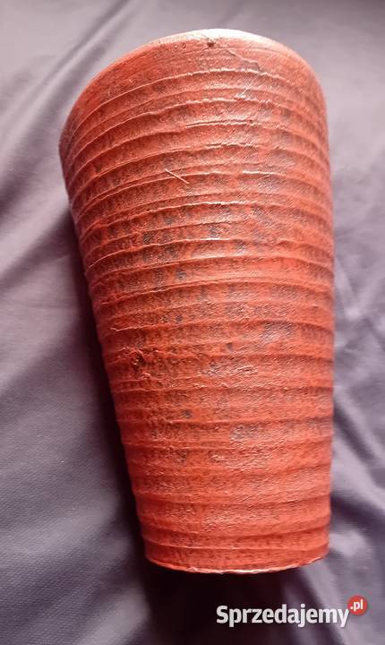 Ceramiczny wazon styl brutalistyczny recznie