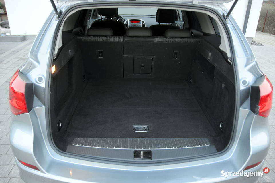 Opel Astra J Kombi 14 Turbo Enjoy 140 SZWAJCAR łódzkie