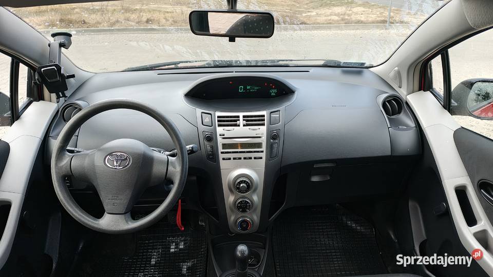 Toyota Yaris 2 10 Benzyna Salon Klimatyzacja komputer pokładowy wielkopolskie