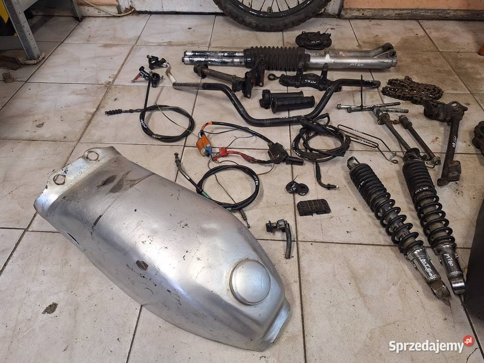 Honda MT 80 części koło bak lagi mt80 błotnik Jelenia Góra sprzedam