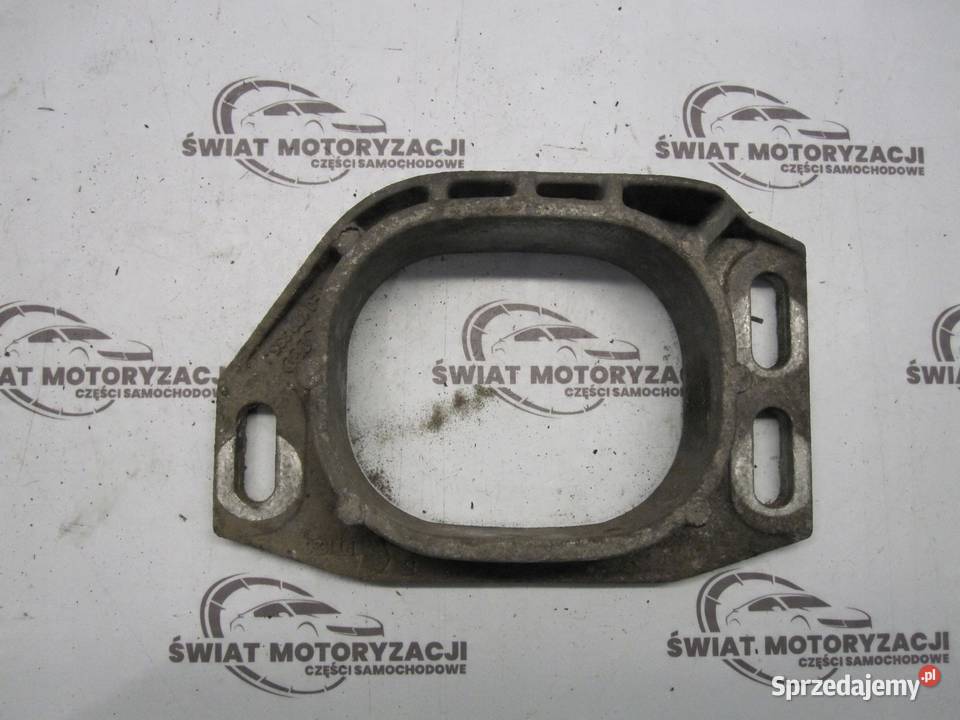 AUDI A4 B7 SLINE 07r łapa ogranicznik silnika