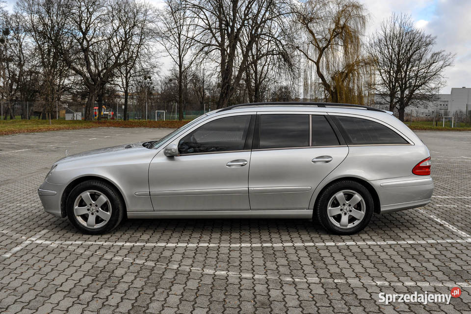 MercedesBenz Klasa E W211 35 272 4Matic Rok produkcji 2005 Wrocław