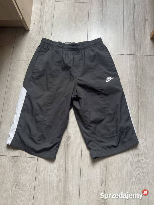 Spodenki Nike rozmiar M czarny małopolskie sprzedam