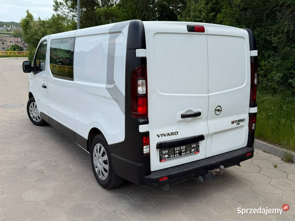 Opel Vivaro Opel Vivaro Long Maxi Doka 6osobwy