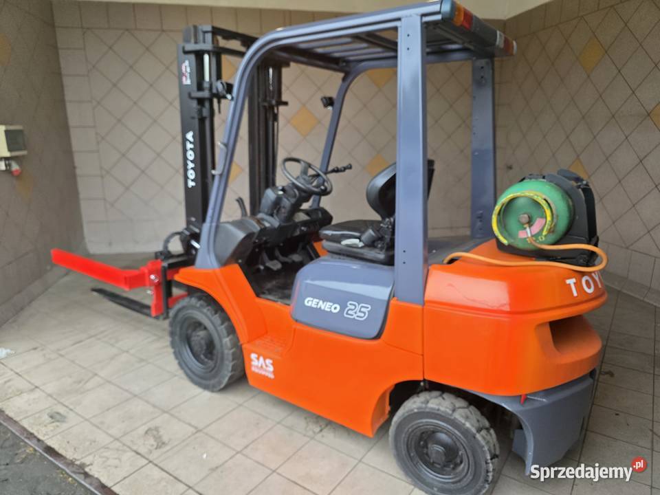 Wózek widłowy TOYOTA 7FGF25 2500 Obrotnica Toyota Lędziny sprzedam