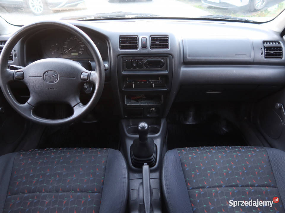 Mazda 323 13 16V nieuszkodzony Katowice sprzedam