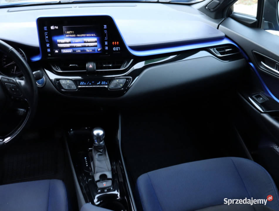 Toyota CHR 18 Hybrid Piaseczno