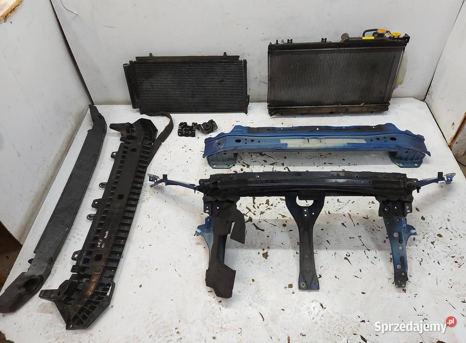 Subaru WRX STI 2015r pas przedni belka osobowe sprzedam