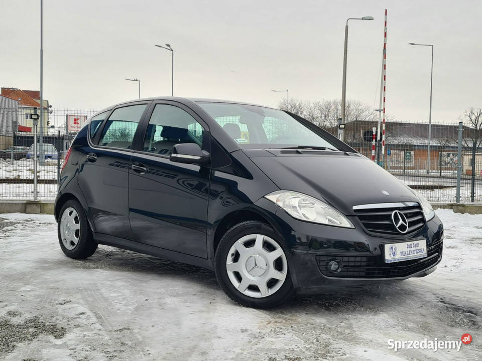 Mercedes A 160 Klimatyzacja 2xPDC Grzane Fotele czarny wielkopolskie Wągrowiec