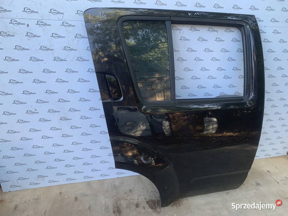 NISSAN PATHFINDER III R51 10r drzwi prawe tył Kielce