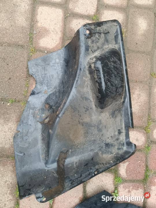 Fiata 126p boczki osłony nadkola tył czarne ST śląskie Bielsko-Biała