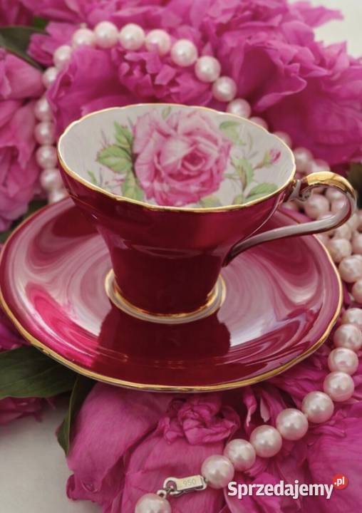 Porcelana zdobiona motywem róż Pabianice