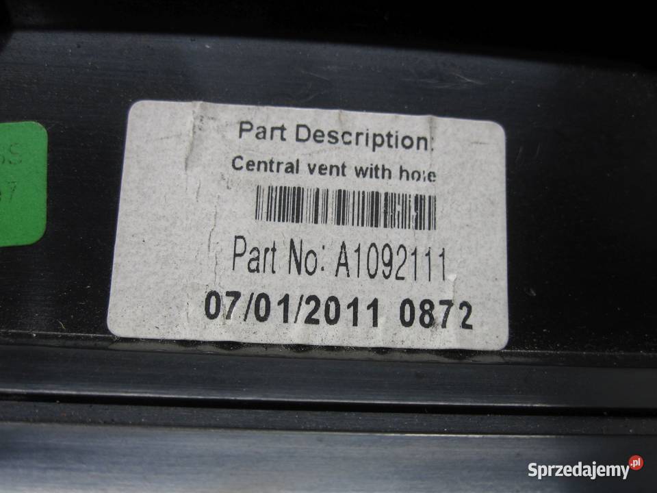 CITROEN DS3 11r kratka nawiewu środek A1092111