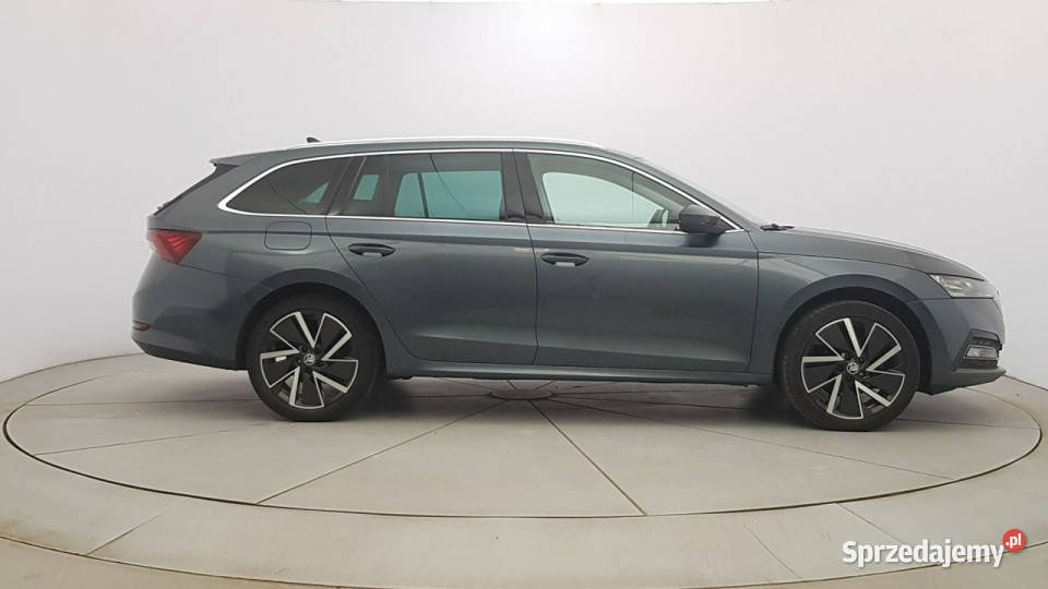 koda Octavia 15 TSI ACT Style Z Polskiego salonu Warszawa sprzedam