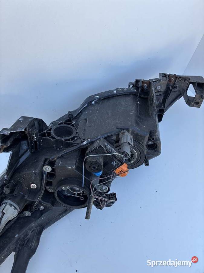 Mazda 5 P4998R K2442 C23551030 LAMPA PRZÓD wielkopolskie Słowikowo
