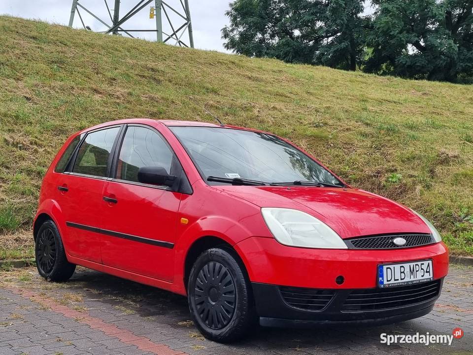 Ford fiesta 13 Benzyna 2003r dolnośląskie Świebodzice sprzedam