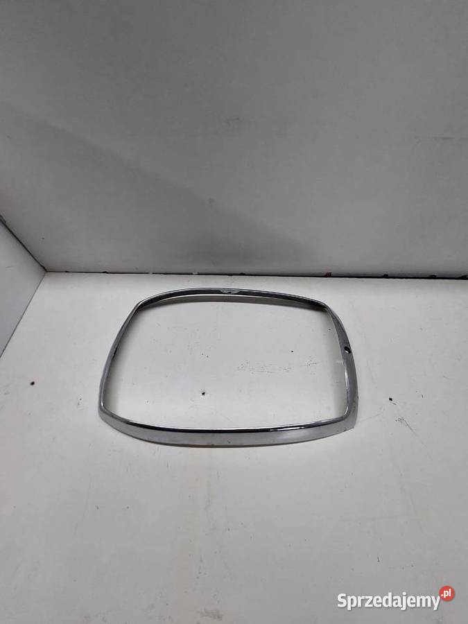 Ramka Hella Mercedes W114W115 wielkopolskie Wola Podłężna