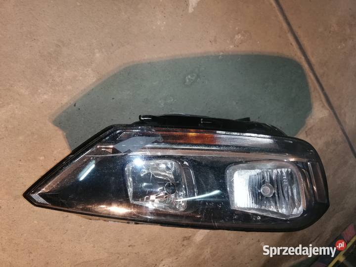 LAMPA PRAWA VW LED GOLF SPORTSVAN 2014 Zbaków Górny sprzedam