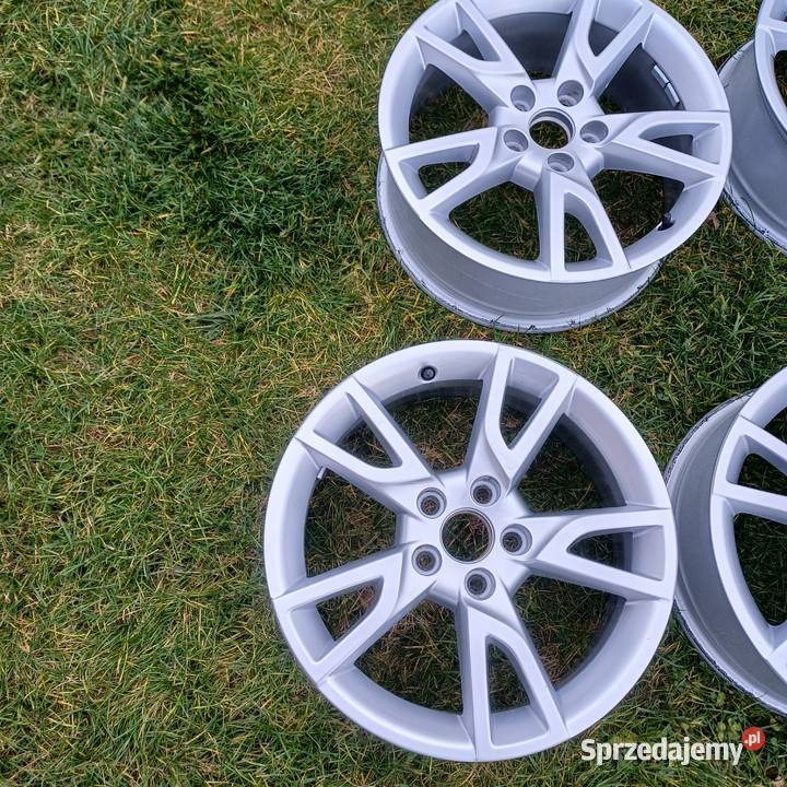Alufelgi 17 Rozstaw śrub 5x112 Pilzno sprzedam