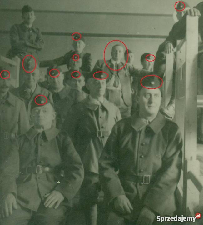 Obóz szpital odznaczenia żołnierz niemiecki 2 Militaria Ostrów Wielkopolski