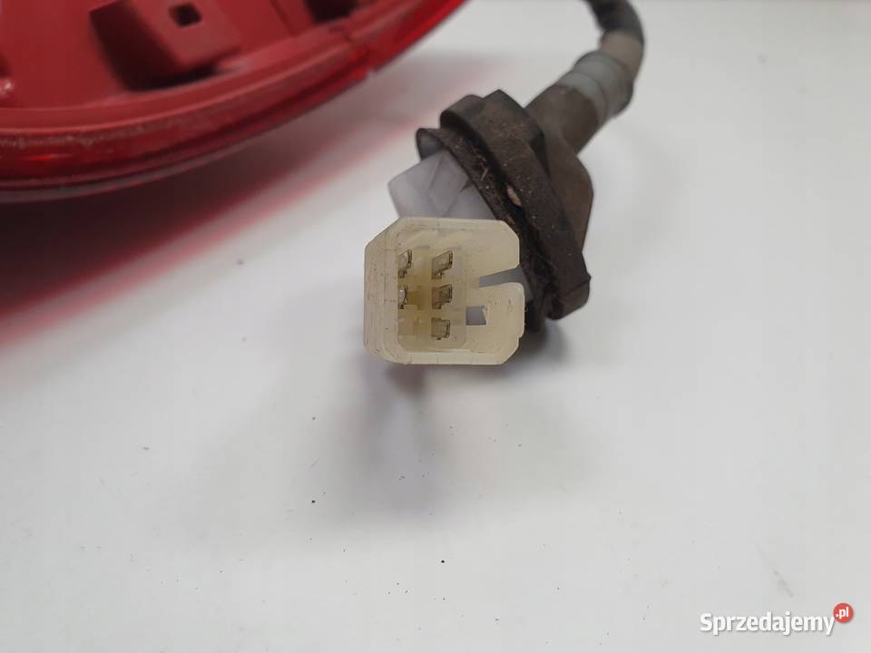 LAMPA PRAWA Suzuki Swift mk6 0408r TYLNA prawy Rudka