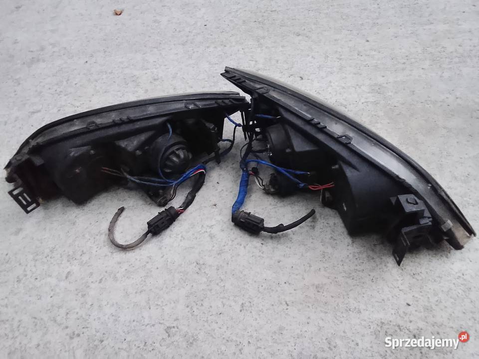 Lampy przednie Ford Mondeo MK3 osobowe Kolbuszowa sprzedam