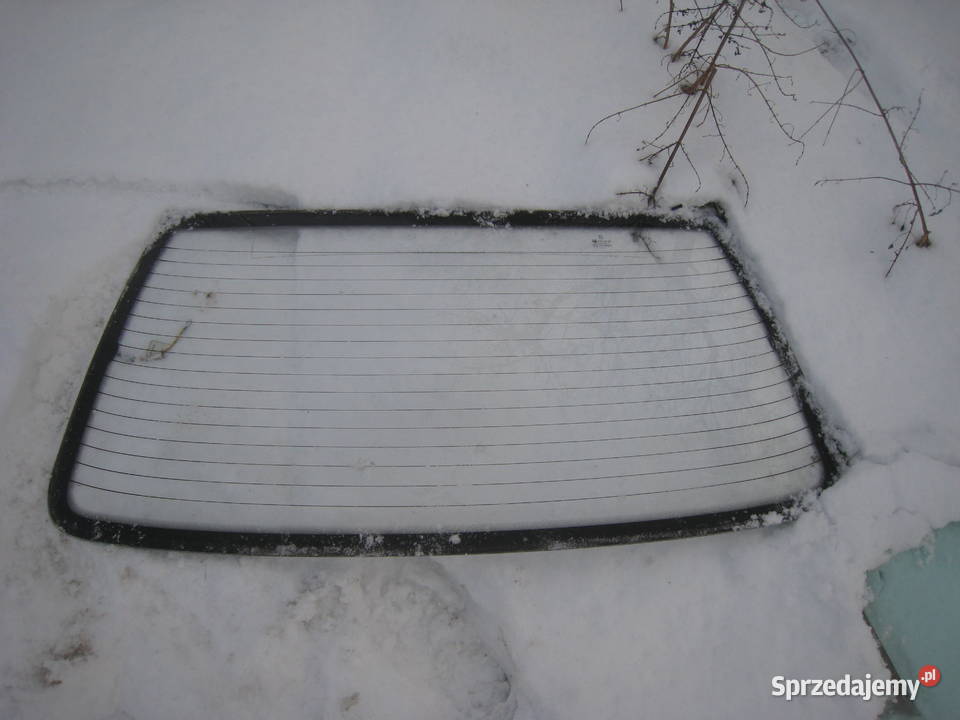 Szyba tylna tył Peugeot 306 sedan 93 bez dziury Rok produkcji 1995 Tylne Kraków