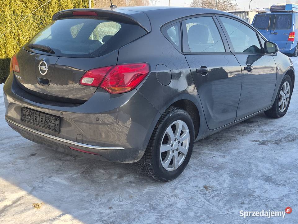 Opel Astra j 14 Turbo benzyna gniazdo AUX Ostrowiec Świętokrzyski