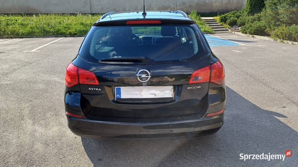 Opel Astra J 14 100 Czarna Perła