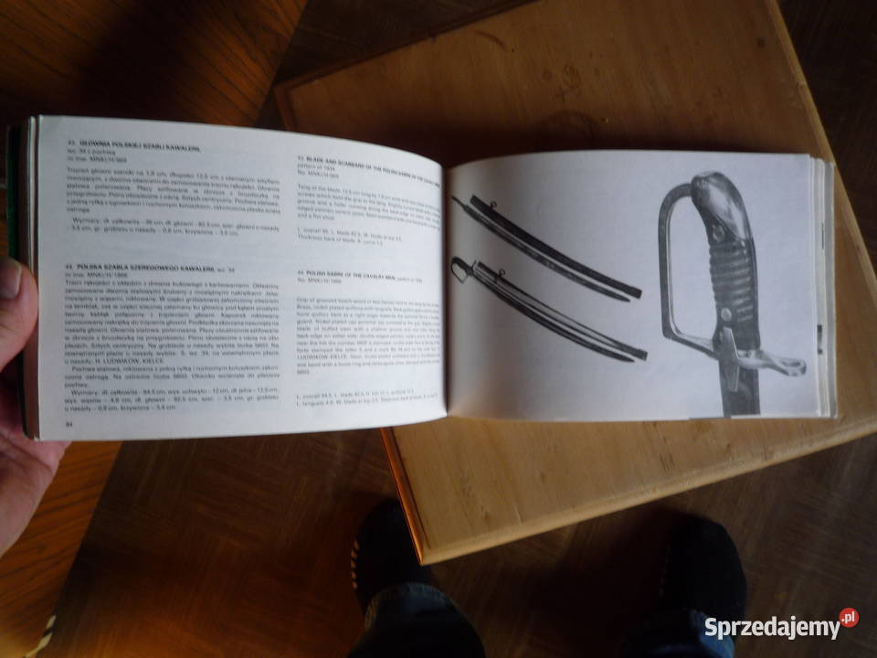 Ryszard de Latour Broń katalog zbiorów Muzeum Lutowiska sprzedam