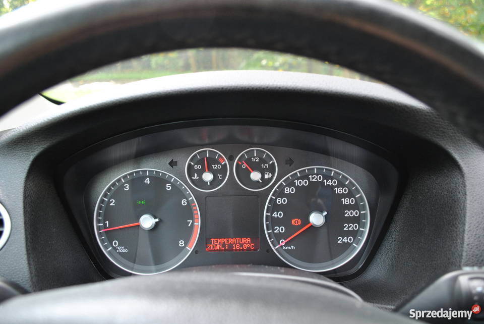 Ford Focus Mk2 16 benzyna Bezwypadkowy Super ESP Łódź
