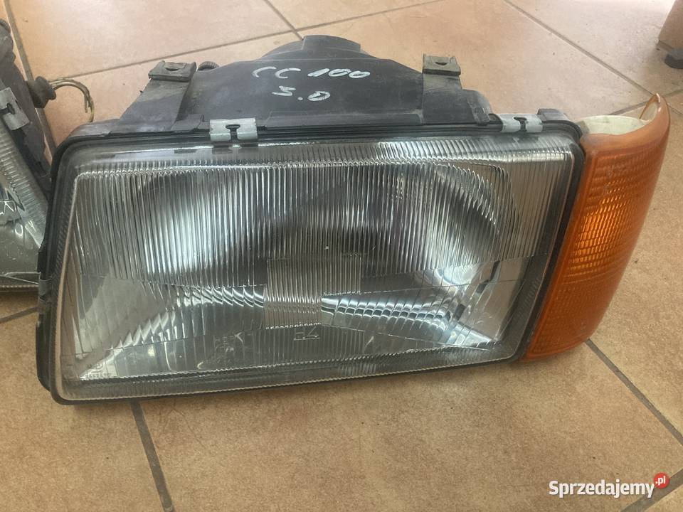 AUDI 100 C3 8291 LAMPA LEWA PRAWA Rakoniewice