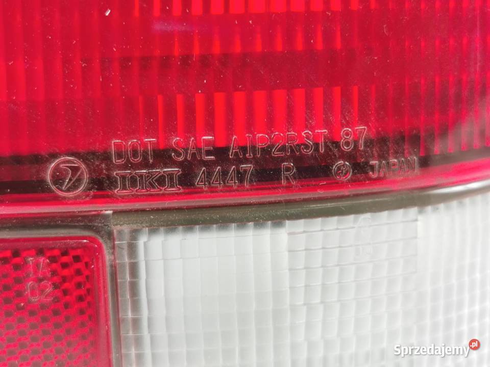 LAMPA PRAWY TYŁ SUBARU JUSTY I 19841995 NOWA