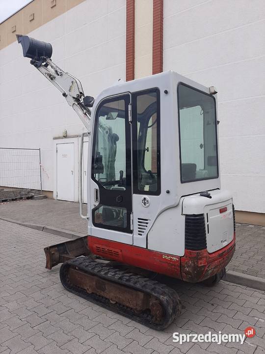 TAKEUCHI TB016 2007r 4000mth możliwość Rok produkcji 2007 Gniezno