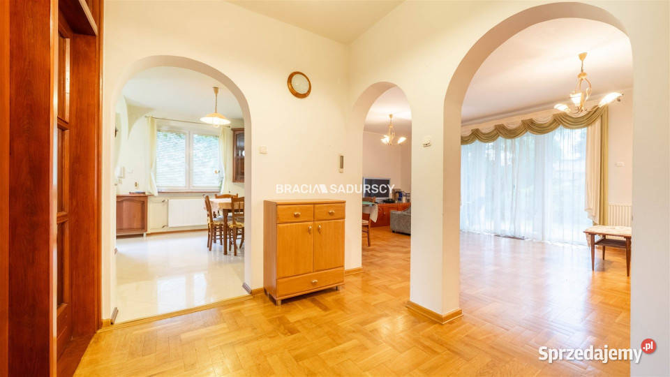 Dom wolnostojący Kraków Chałubińskiego 394m2