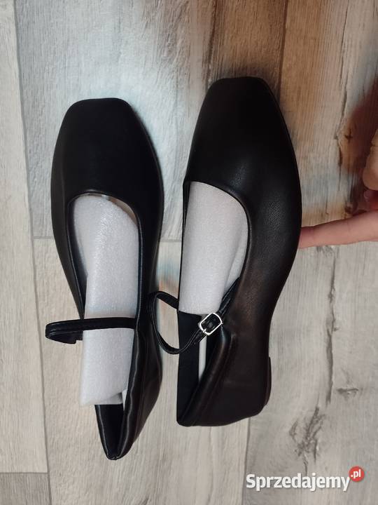 42 CZARNE baleriny wieczorowe z zapięciem NOWE sprzedam