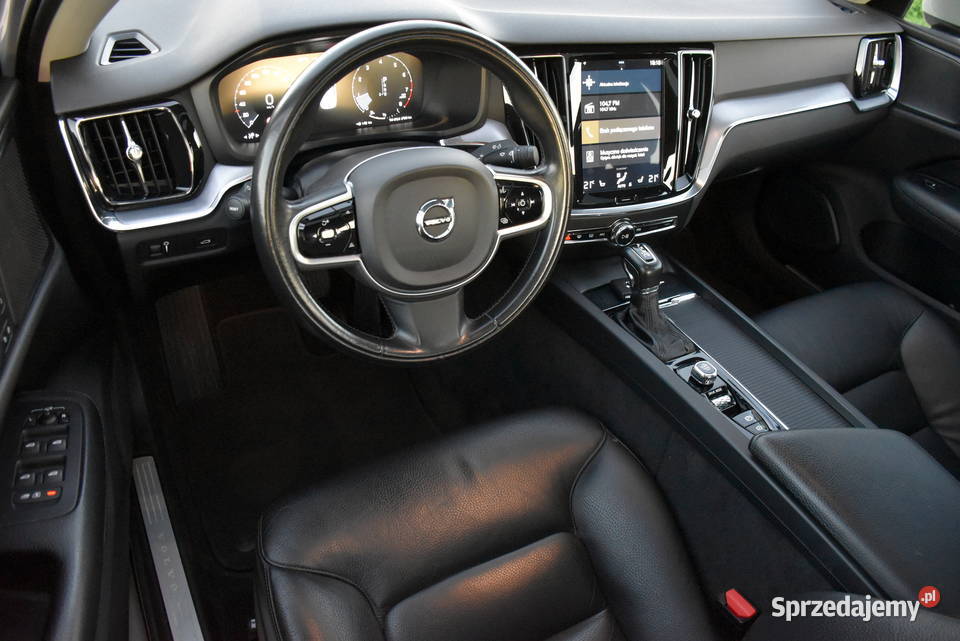 Volvo S60 III T6 AWD MOMENTUM Pro 20Turbo 310 czujnik parkowania