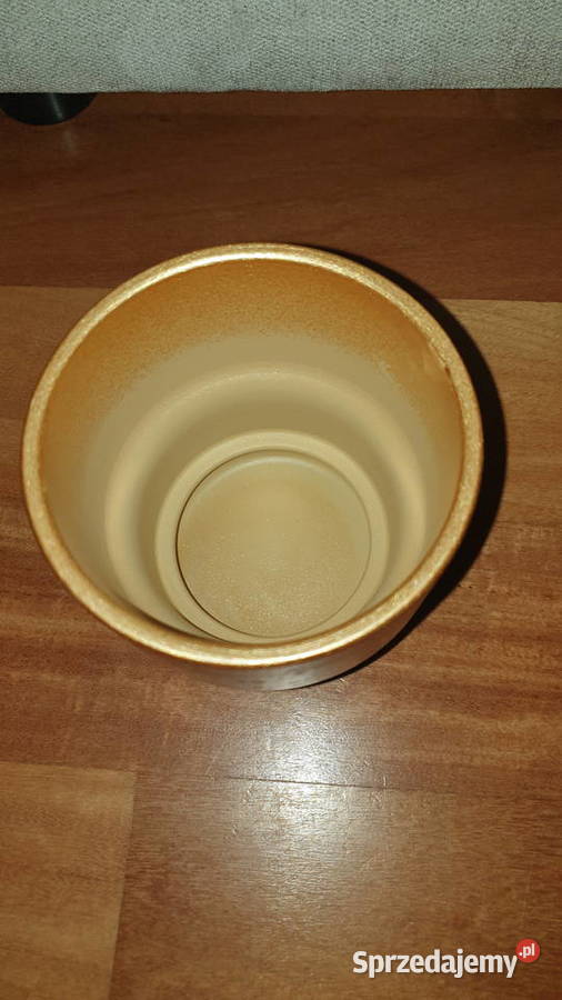 Złota osłonka doniczka ceramiczna nowa