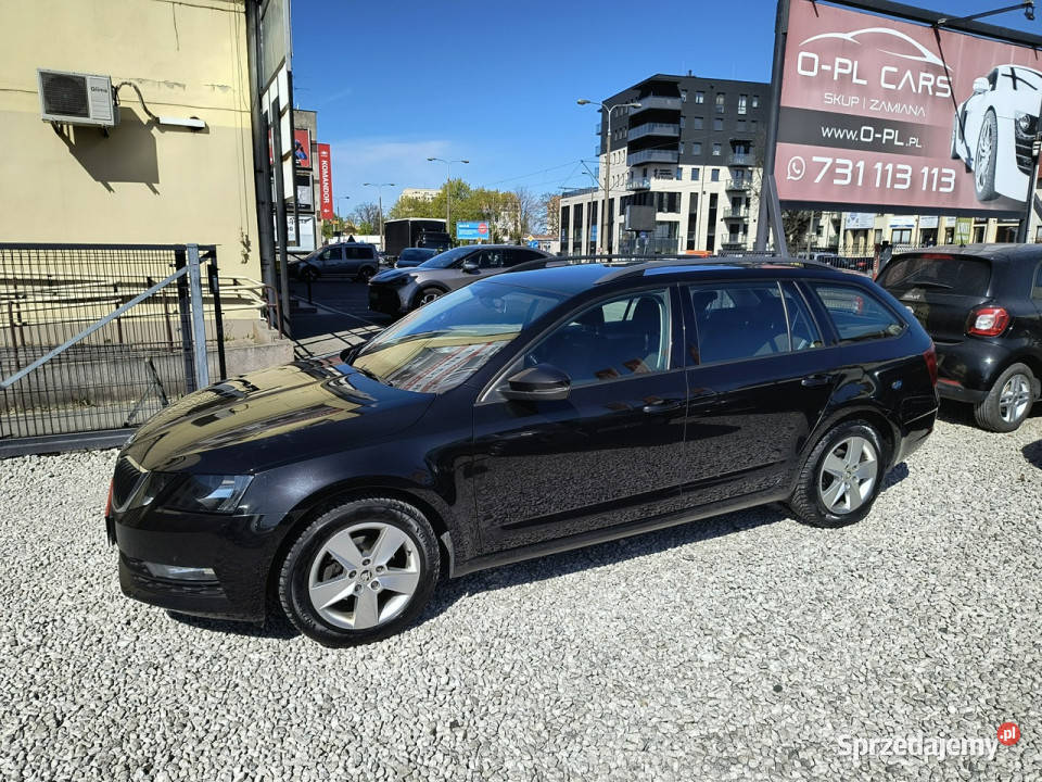 koda Octavia Salon NOWY czarny Octavia Bydgoszcz