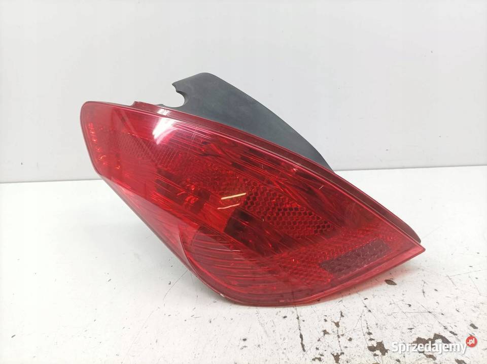 LAMPA TYŁ LEWA 5D HB T7 9680425780 Peugeot 308 I świętokrzyskie sprzedam