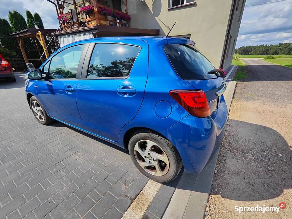 Toyota Yaris III 15 hybryd 2014 polift aluminiowe felgi Garwolin