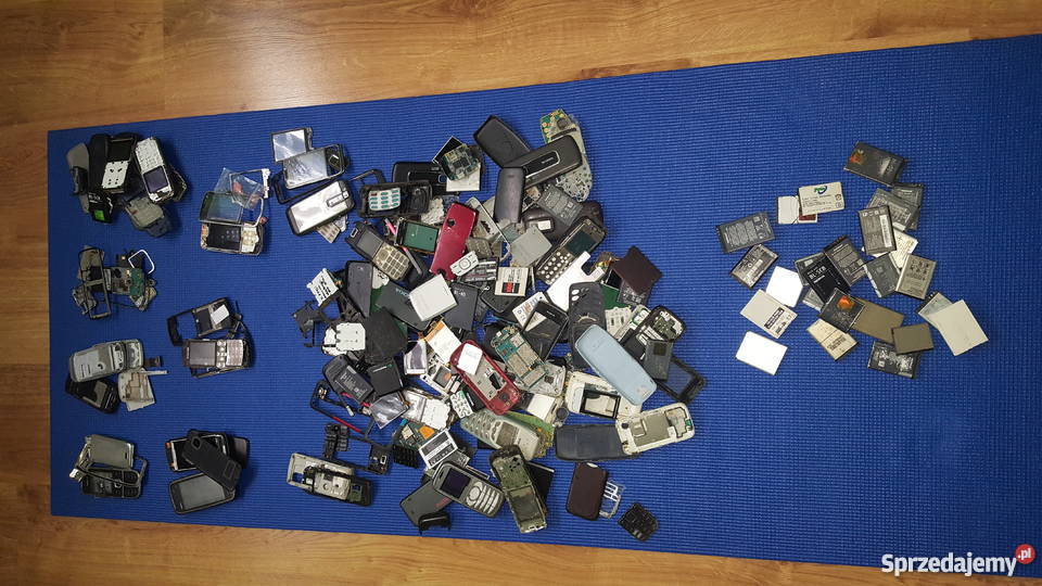 Mega zestaw starych telefonów około 80 i czesci wielkopolskie Kępno