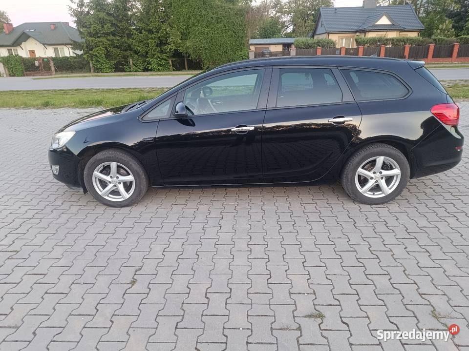 Opel Astra J 16 BGS isofix mazowieckie Garbatka Długa