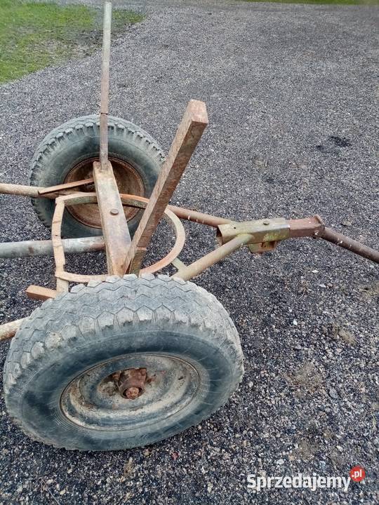 Wóz ciągnikowy Dębica