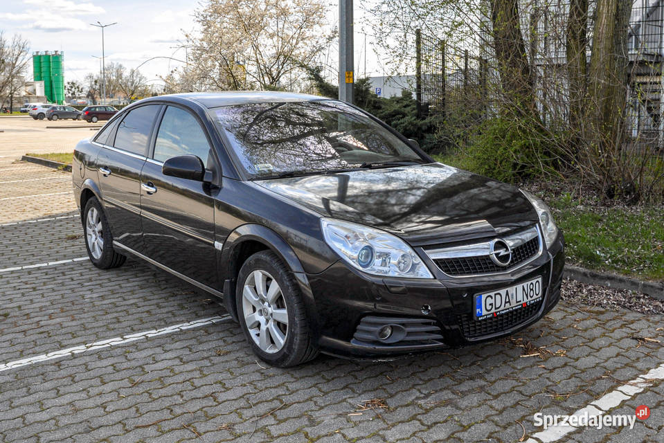Opel Vectra 28T Automat Lift Salon Automat Skóry nieuszkodzony sprzedam