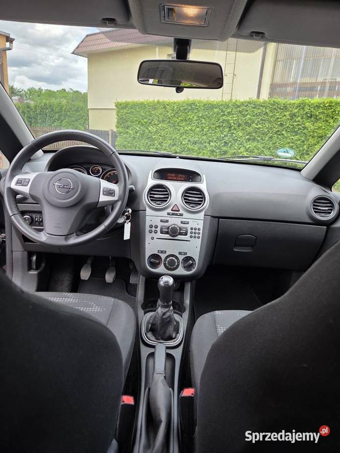 Opel Corsa 14 B 2011 SATELITE wielkopolskie Drawski Młyn sprzedam