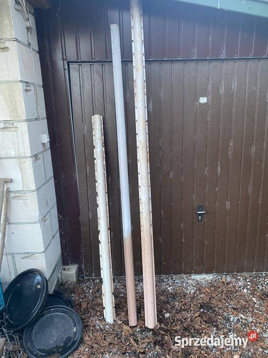 Słupki plastikowe do winogronumalin i ogrodzeń Zamość