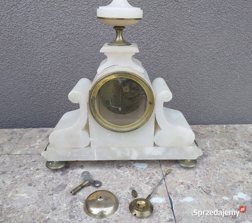 Stary mały zegar kominkowy Japy XIXw alabaster Tczew
